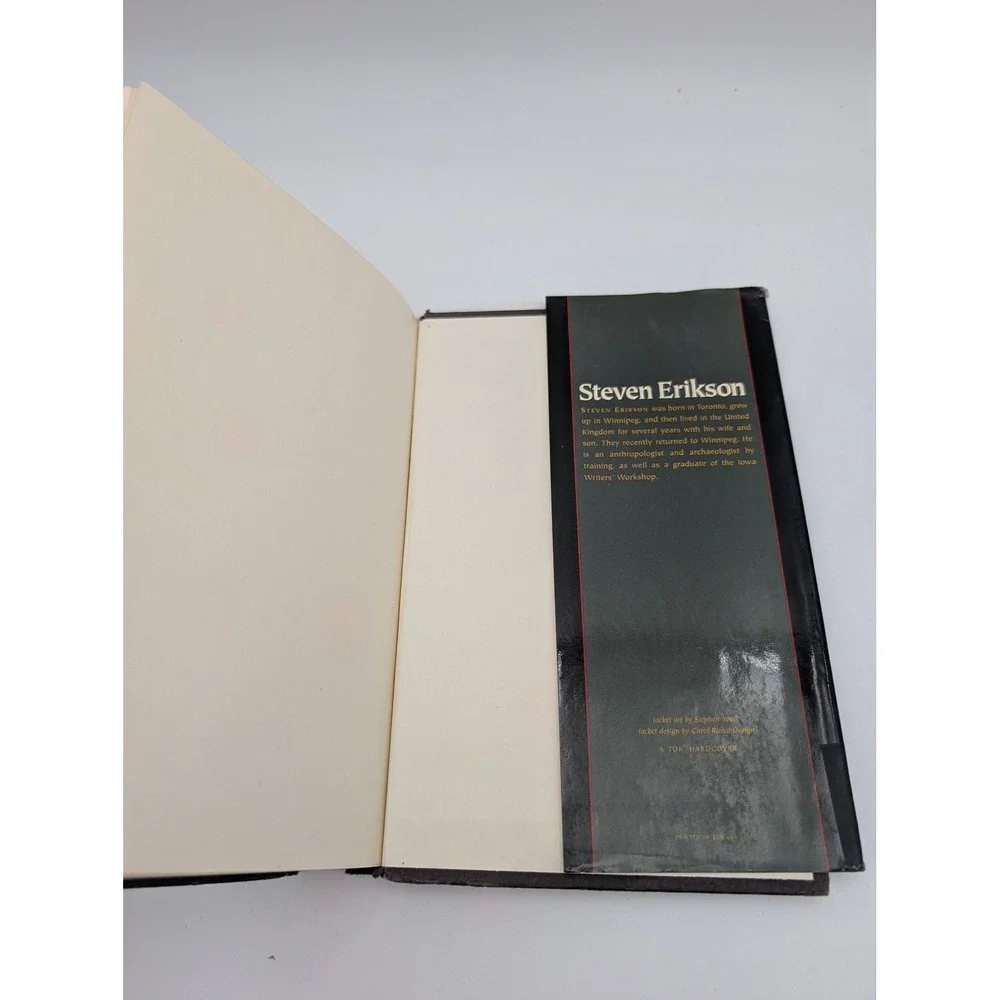 Gardens of the Moon Steven Erikson Hardcover Malazan Book One 1999 Tor